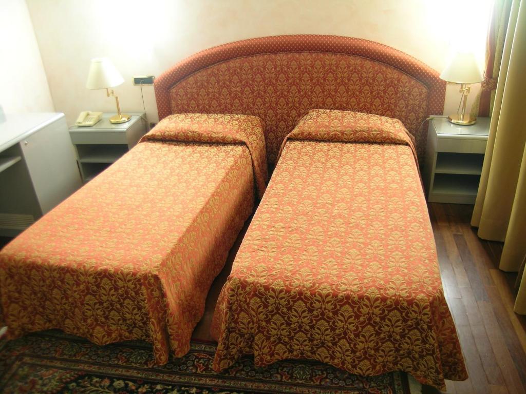 Hotel Da Vito Campagna Lupia Ngoại thất bức ảnh
