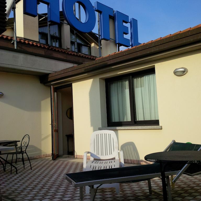 Hotel Da Vito Campagna Lupia Ngoại thất bức ảnh